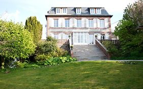 Castel De La Terrasse